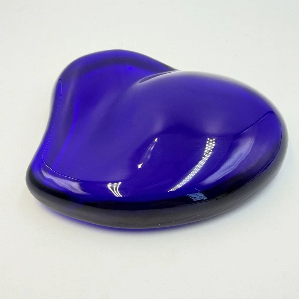 Tiffany & Co Heart Paperweight Cobalt Blue Glass Signed Elsa Peretti